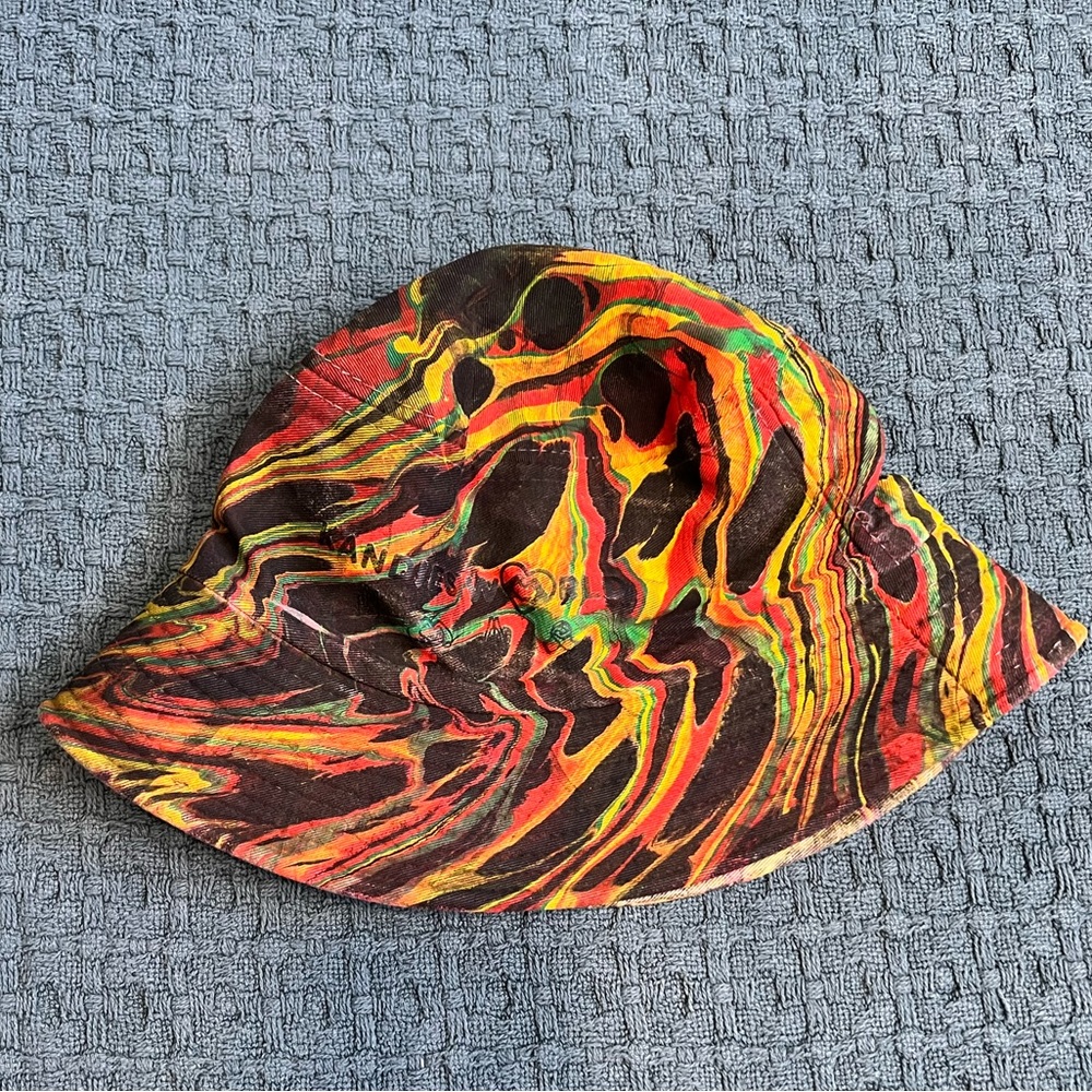 Rasta bucket hat